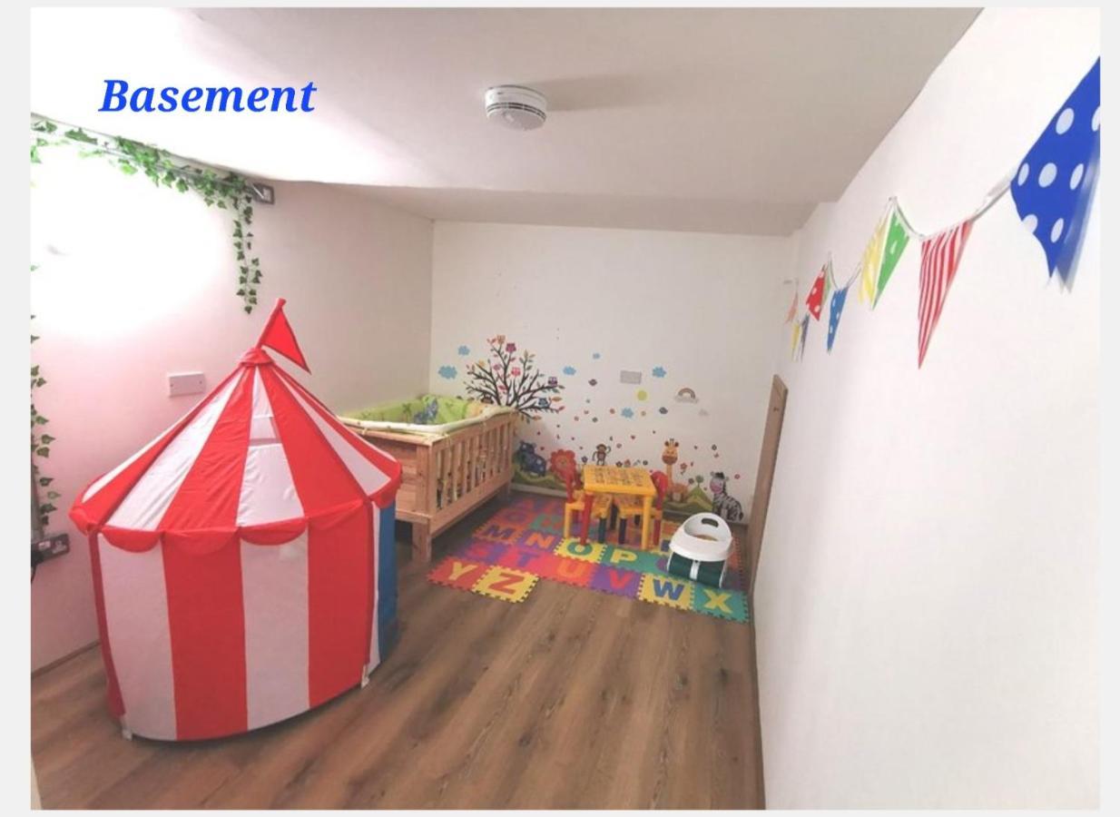 4 Sleeps And Travel Cot- Close To Beach And Restaurants Bournemouth Buitenkant foto